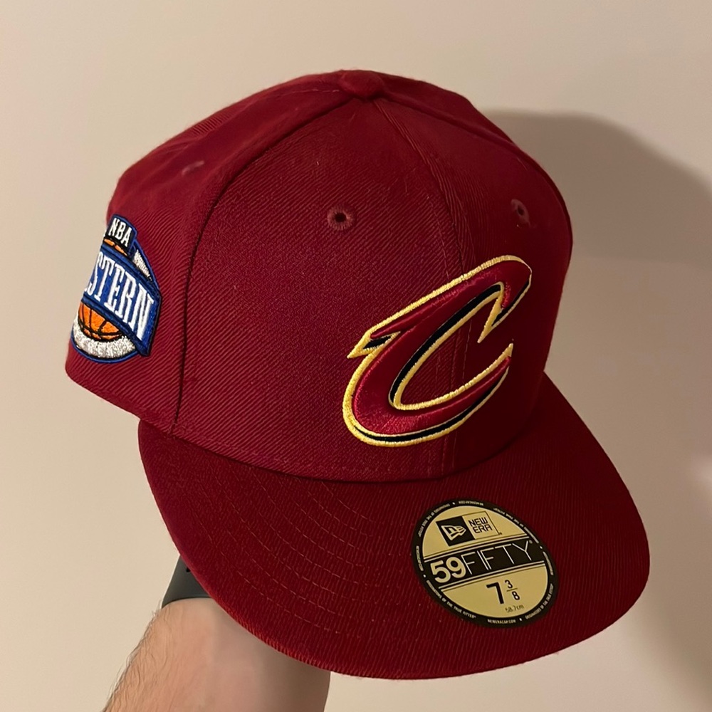 Cavaliers New Era 7 3/8 fitted cap